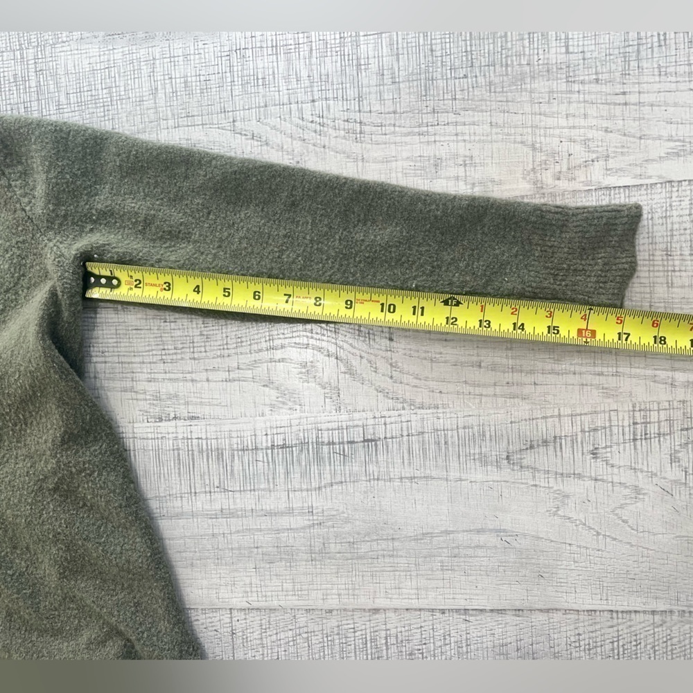 Sanctuary Green Wool V neck long Sleeve Sweater Size XS - Picture 8 of 10